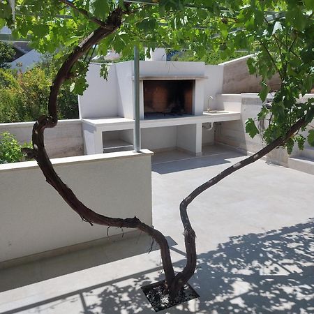 Holiday Home Dora Sutivan Exterior foto
