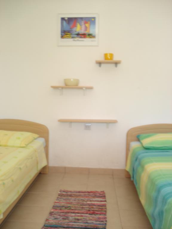 Holiday Home Dora Sutivan Habitación foto